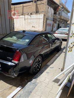 کرایسلەر 300